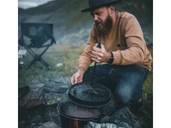 Petromax Pfannen|Töpfe<Dutch Oven Set FT9-T-Scrub Schwarz mit planem Boden 7,5 l Ø 23,9 cm