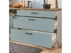 Clearance Küchenzeile 310 cm Fjordgrün Anschlag links 1 Geräte-, 1 Apothekerschrank Kühlschränke