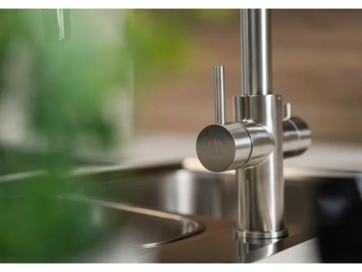 VIZIO Kurzversion 5 Wege Wasserhahn Küchenarmatur Edelstahl Massiv mit 360° Schwenkbarem L Auslauf Gebürstet